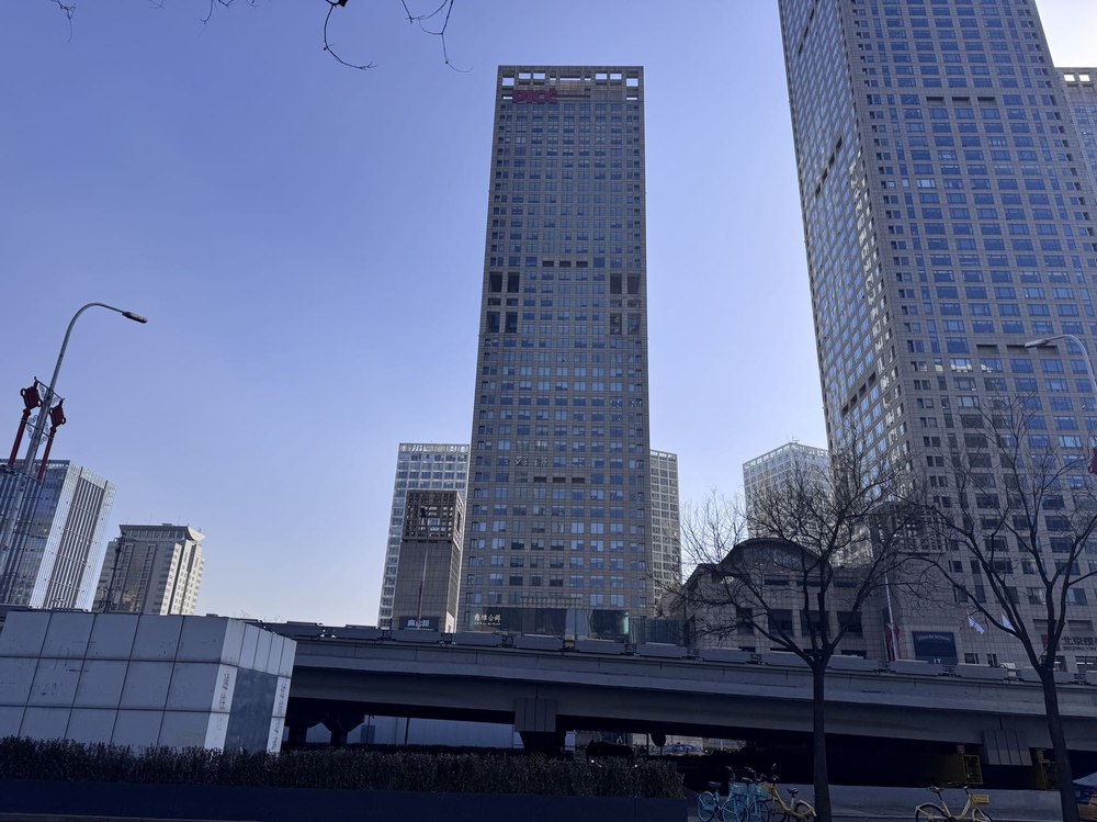 PICC大厦外观图1